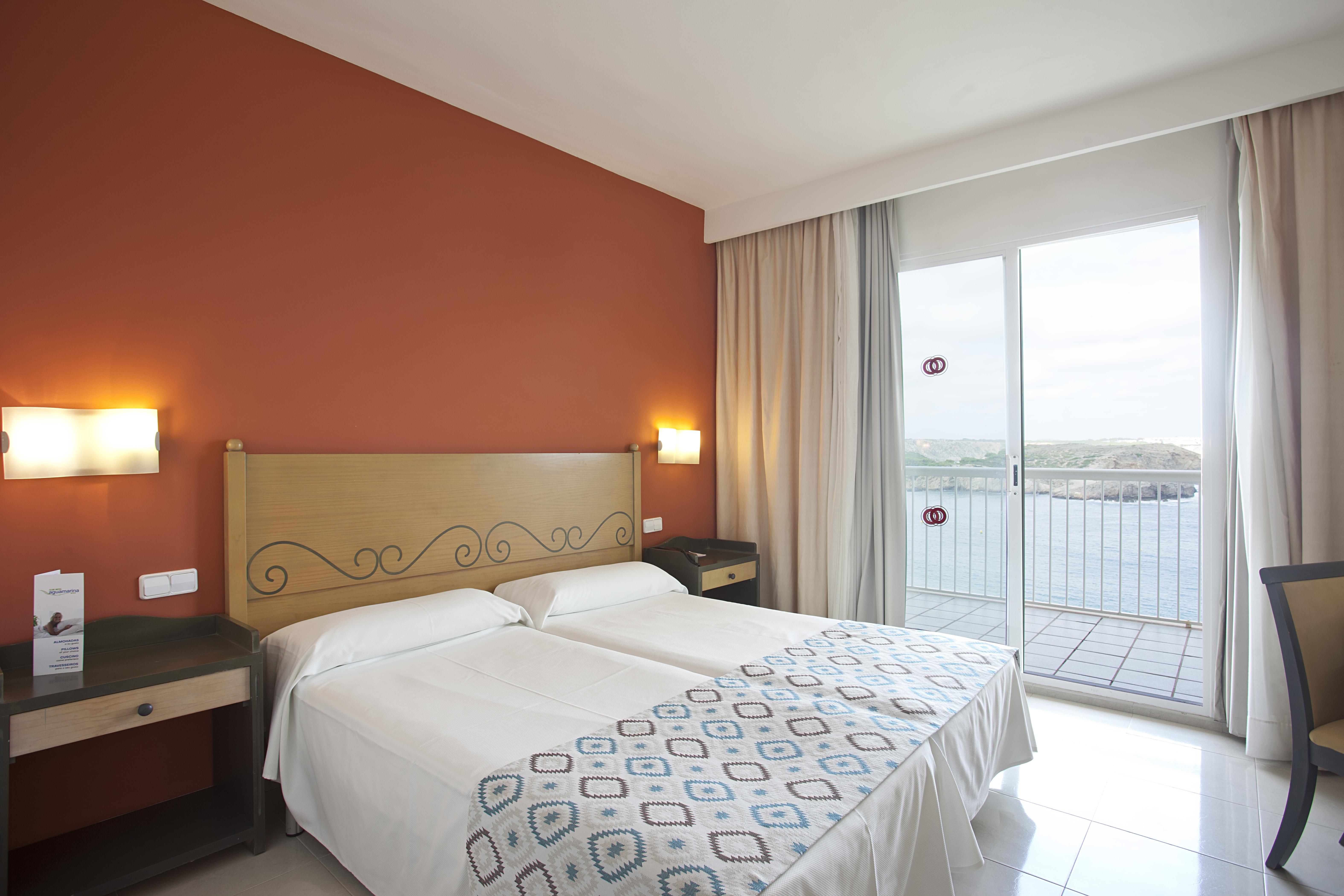 Club Hotel Aguamarina Arenal d'en Castell Exterior foto