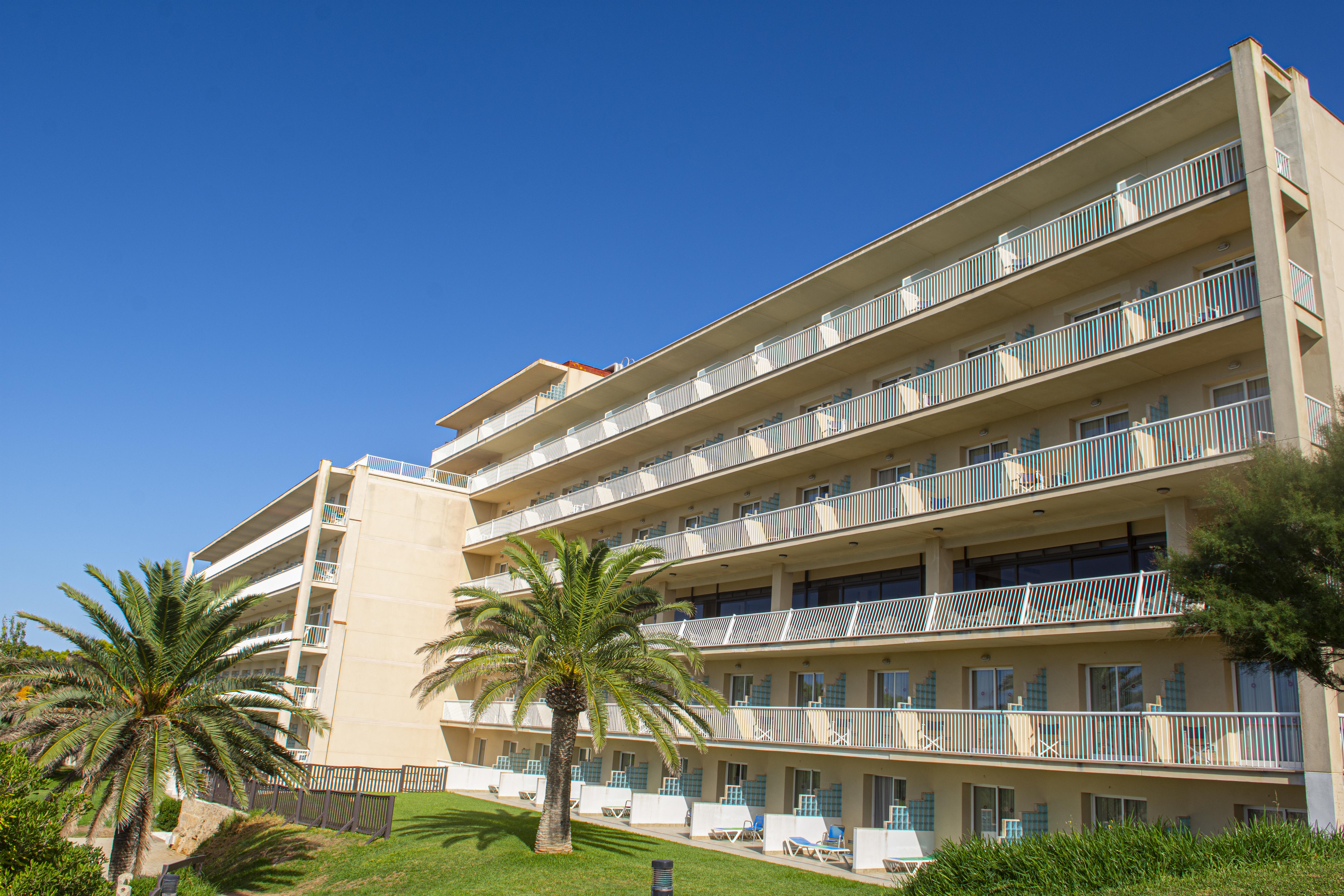 Club Hotel Aguamarina Arenal d'en Castell Exterior foto